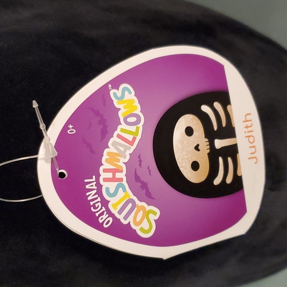JUDITH 12" SKELETON SQUISHMALLOW - Picture 4 of 5